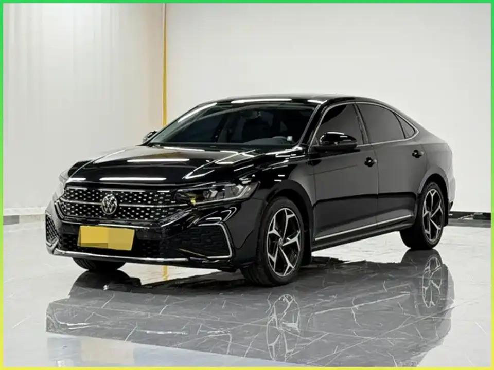 Volkswagen Passat Outstanding 380TSI Starlight Dragon Glory Edition 2025