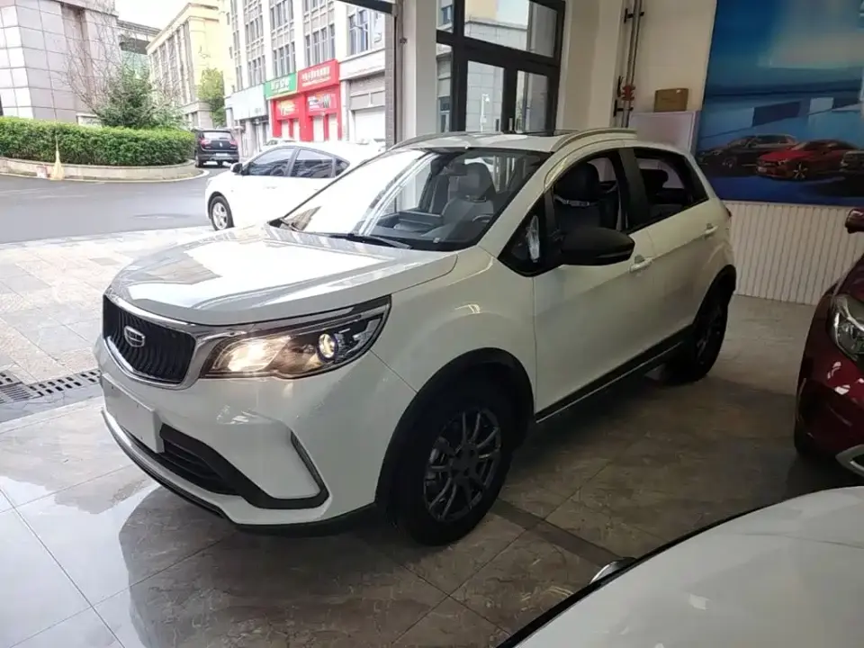 Geely Vision X3 PRO 1.5L CVT Premium 2021