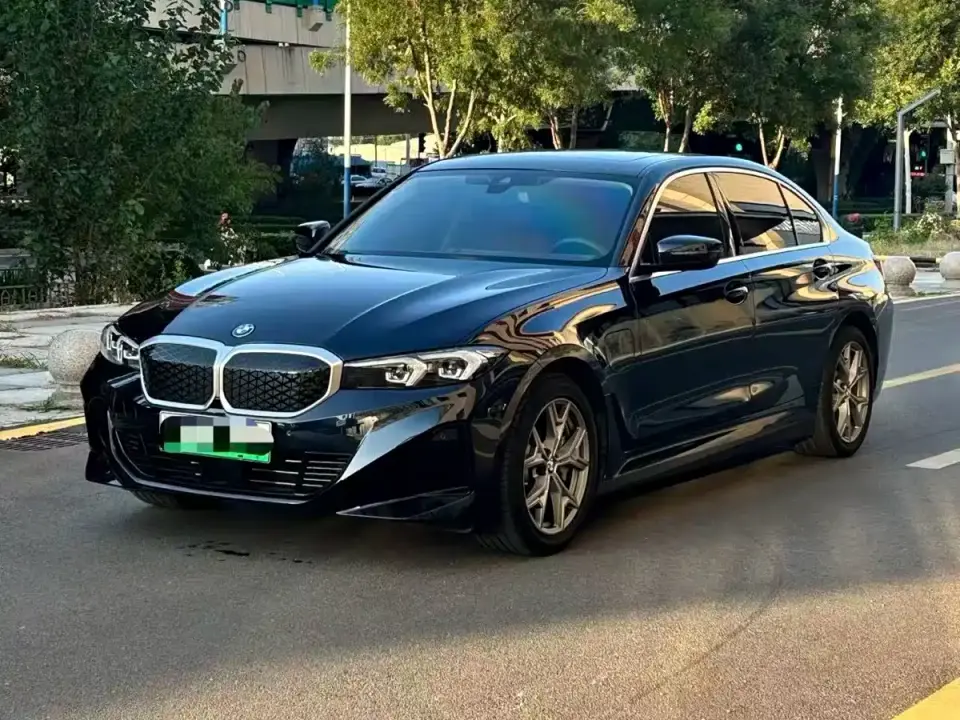 BMW i3 eDrive 35 L 2025