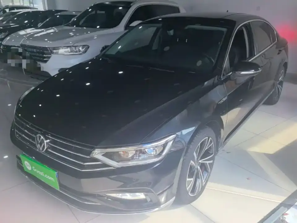 Volkswagen Magotan 330TSI DSG Luxury 2022