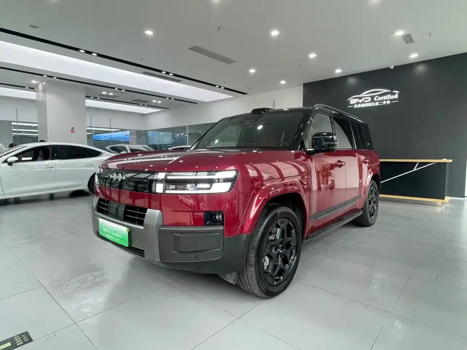 Fangchengbao Titanium 7 AWD Base Model 2025