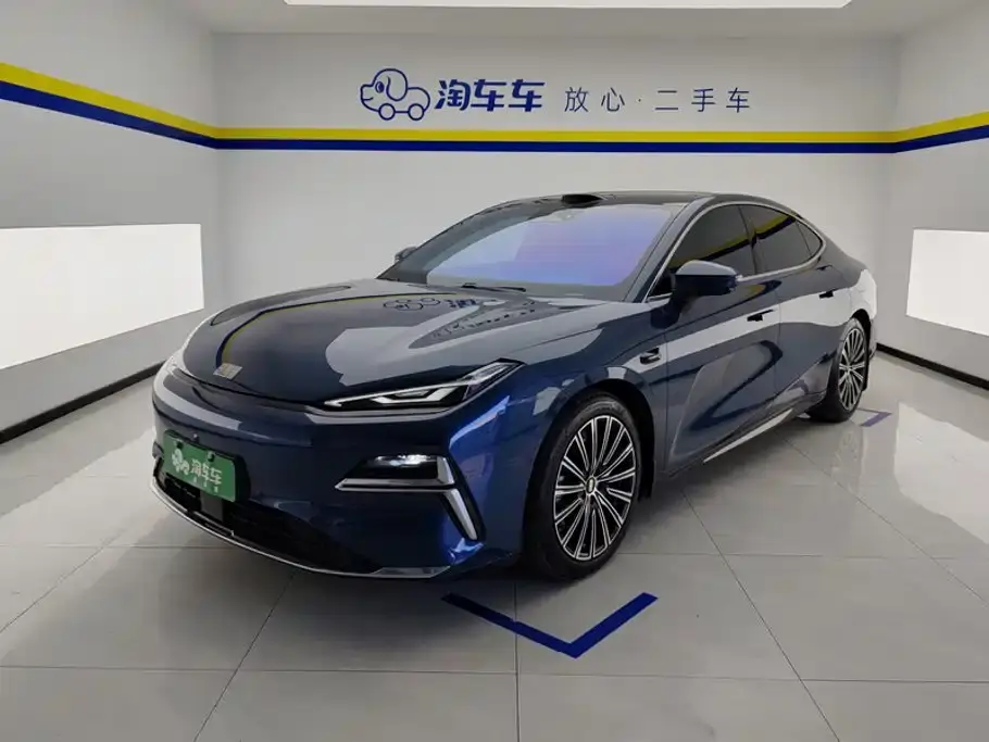 Geely Galaxy Galaxy Xingyao 8 130km EM-P Starship Edition 2025