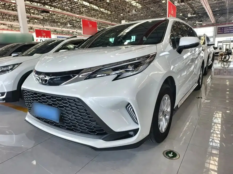 Toyota Granvia Model 2.5L Hybrid Comfort Edition 2026