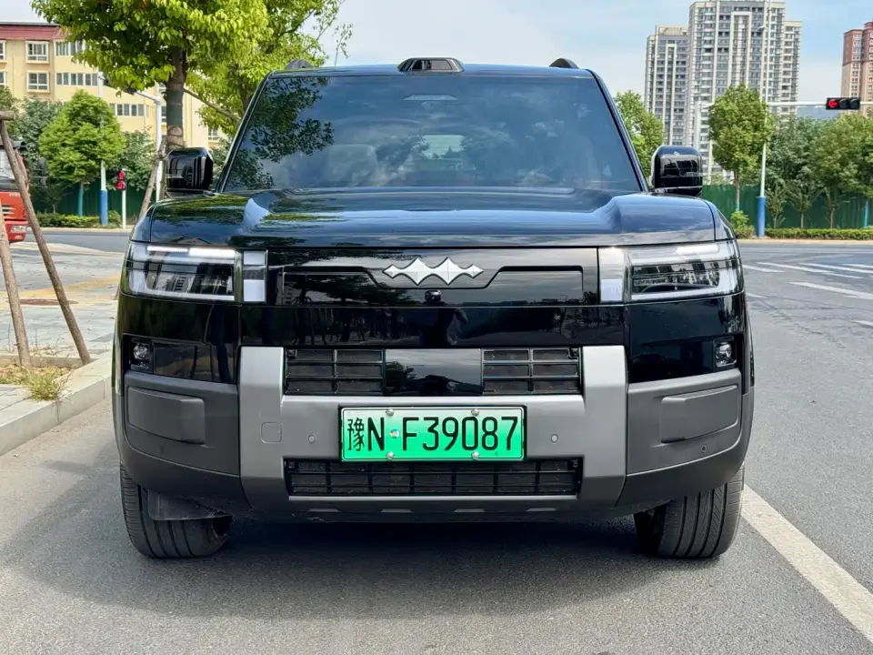 Fangchengbao Titanium 7 AWD Base Model 2026