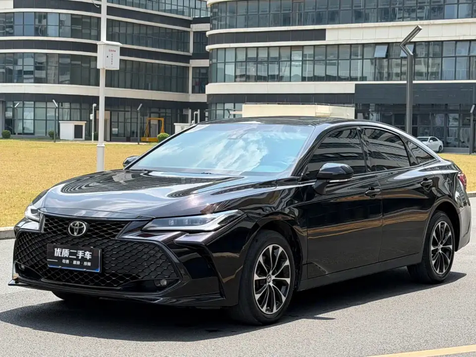 Toyota Avalon 2.5L Luxury Edition 2023