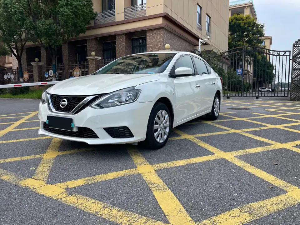 Nissan Sylphy Classic 1.6XE CVT Comfort Edition 2022