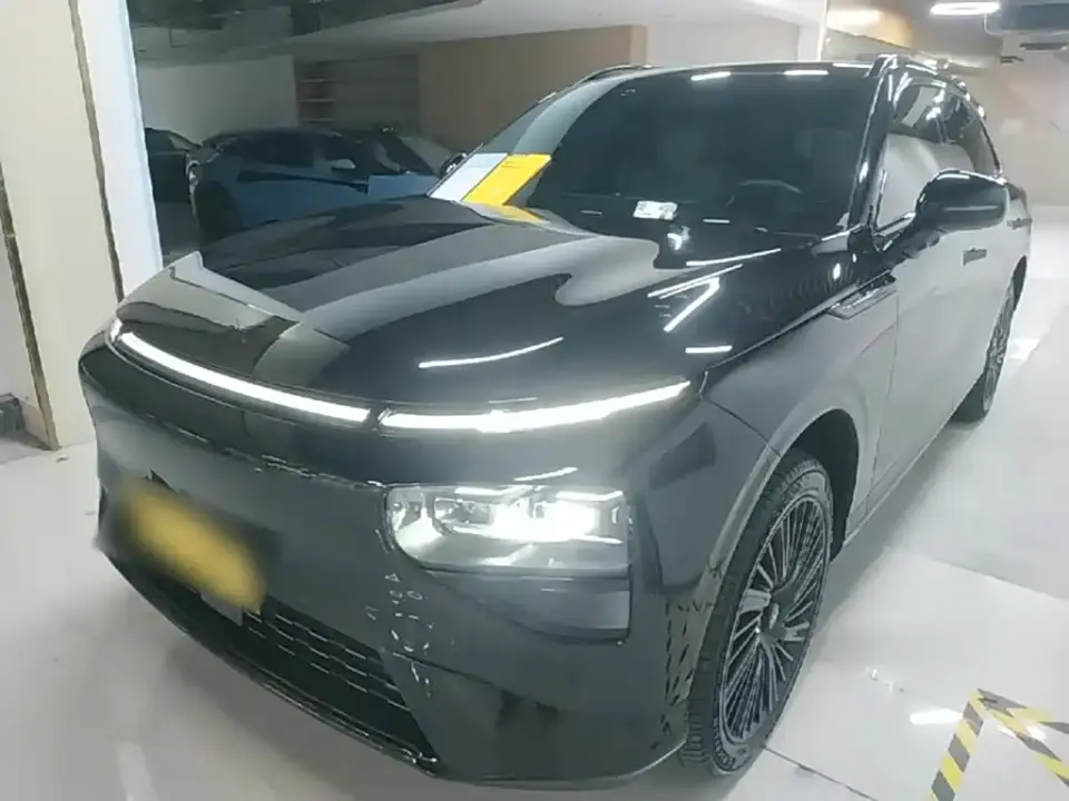 XPeng G9 680 Ultra Long Range AWD Max 2025