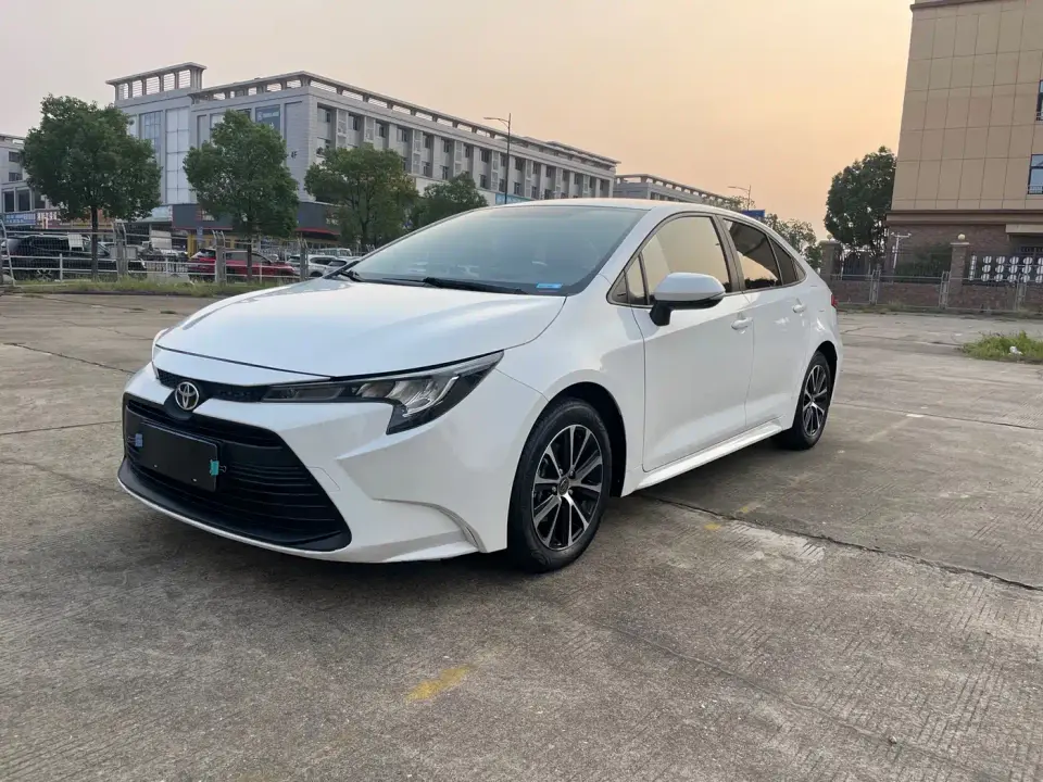 Toyota Levin TNGA 1.5L CVT Leading 2024
