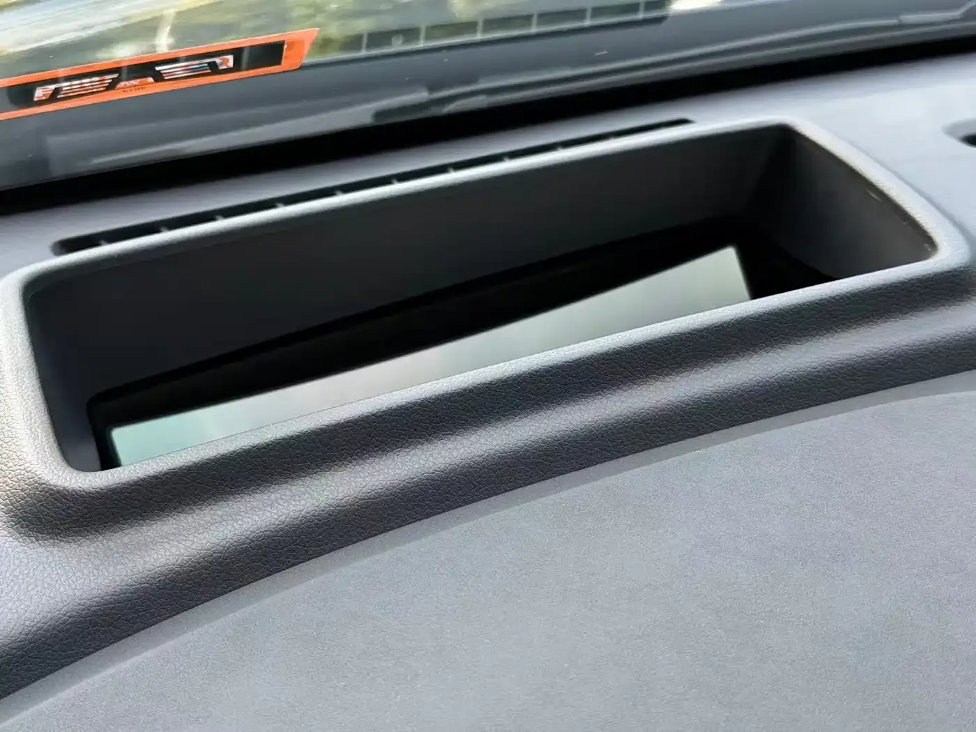 Voyah Auto Voyah Dreamer PHEV AWD Flagship Kunpeng Edition 2024 — фото 22