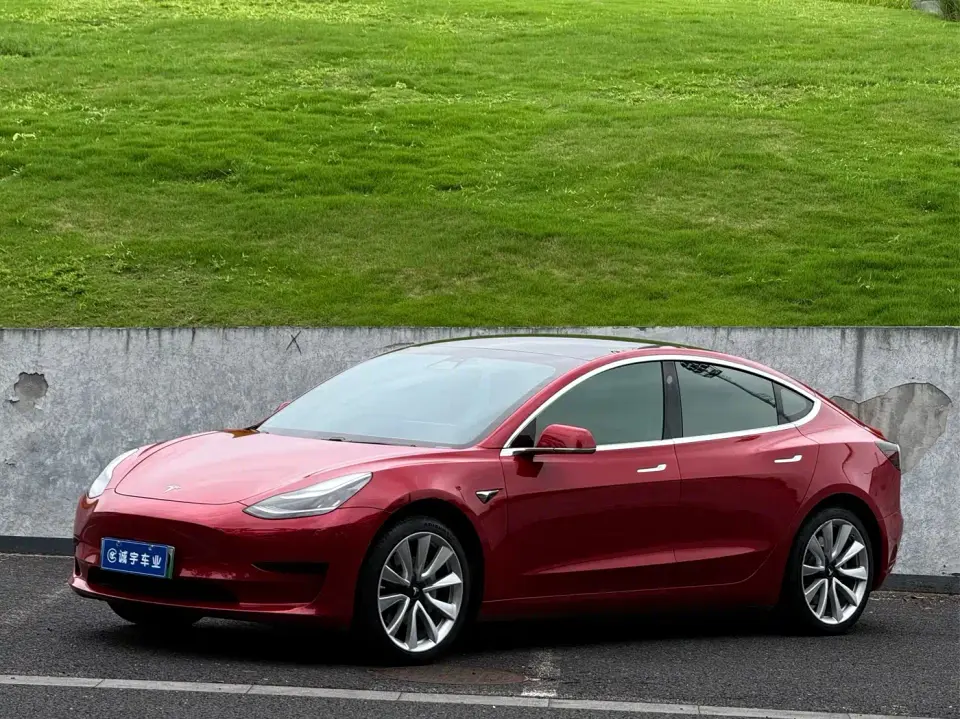 Tesla Model 3 Standard Range Rear-Wheel Drive Upgrade 2020