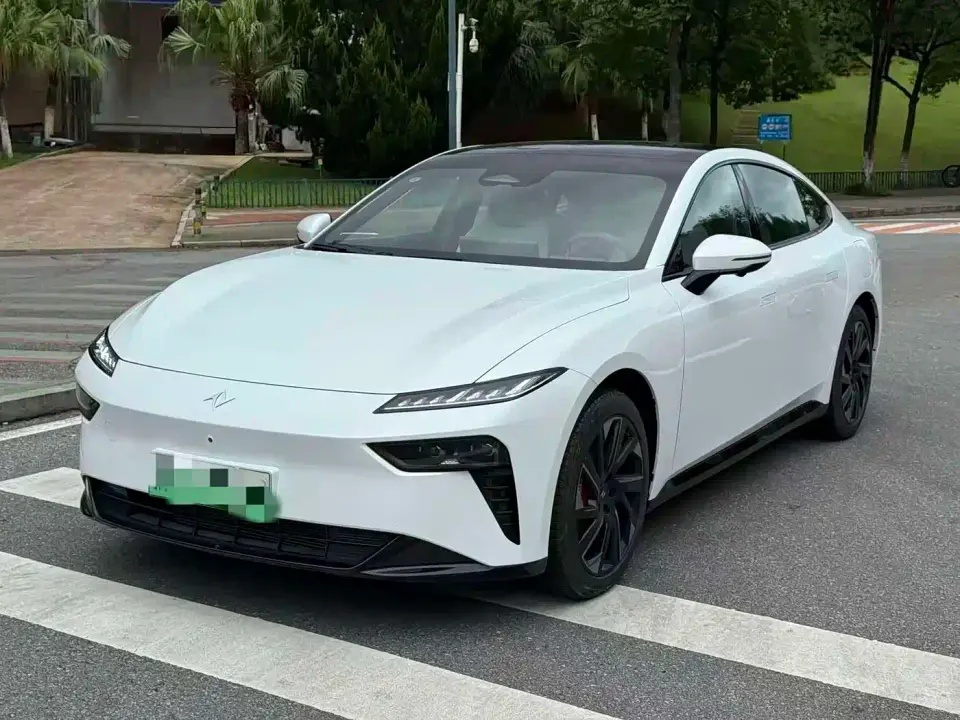 Dongfeng Yipai eπ007 Extended Range 200Air 2024