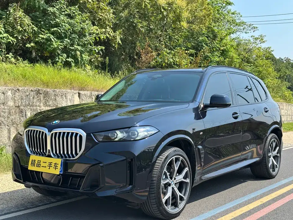 BMW X5 xDrive 30Li Premium M Sport Black Night Package 2024