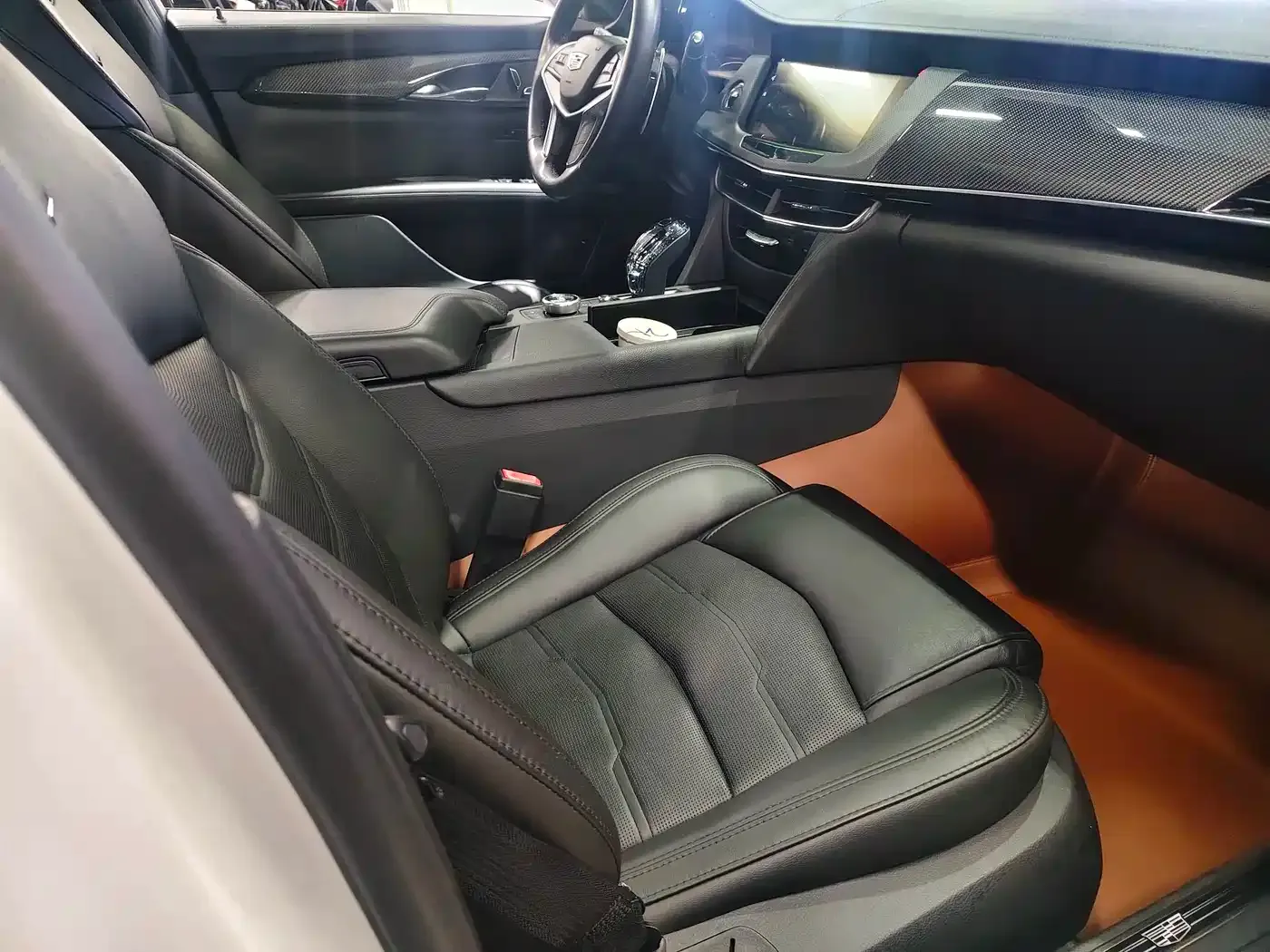 Cadillac CT6 28T Flagship Super Cruise 2020 — фото 13