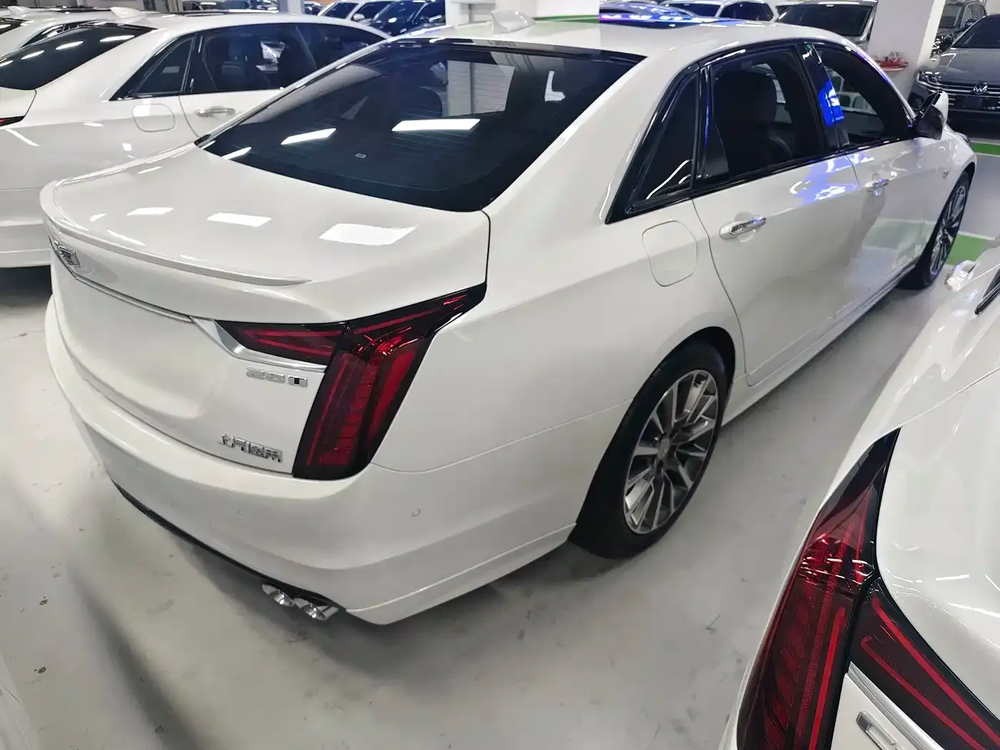 Cadillac CT6 28T Flagship Super Cruise 2020 — фото 14