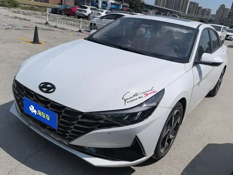 Hyundai Elantra 1.5L CVT GLX Elite Edition 2021