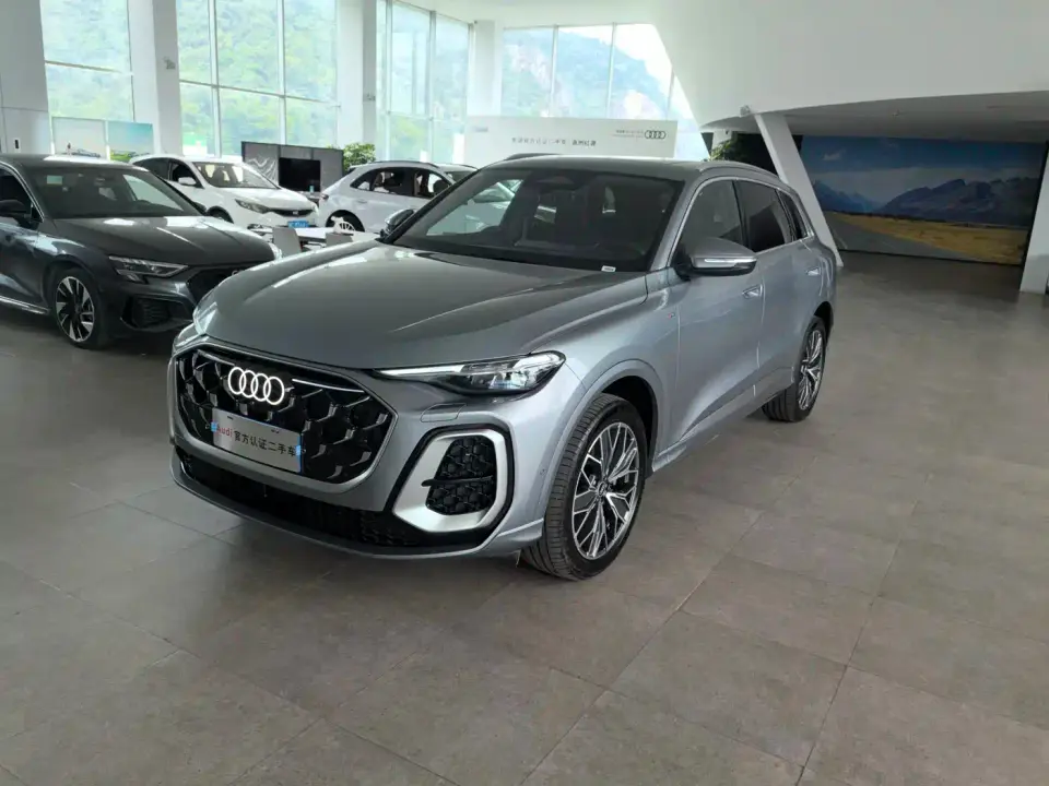 Audi Q5L Luxury Sport 150kW 2026
