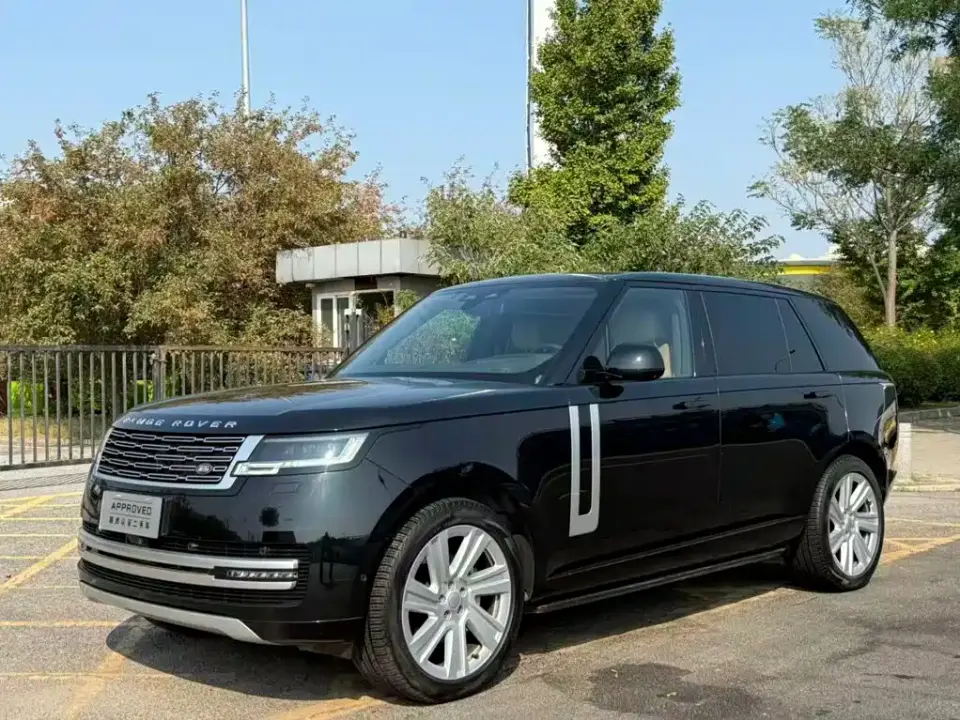 Land Rover Range Rover 3.0 L6 400PS Genesis Extended 2024