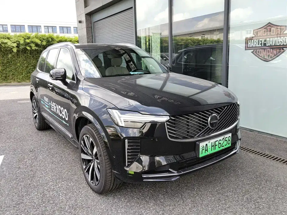 Volvo XC90 Plug-in Hybrid Facelift T8 Smart Premium Luxury 7-seater 2025