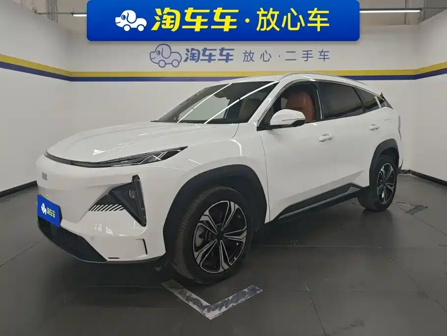 Geely Galaxy Galaxy L7 1.5T 115km PLUS Soaring Dragon Edition 2024