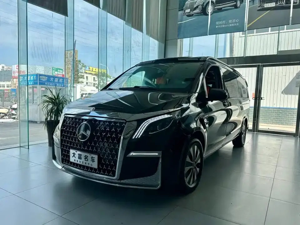 Mercedes-Benz Vito 2.0T Elite 7-Seater 2024
