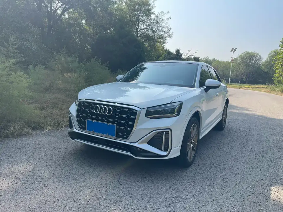 Audi Q2L 35 TFSI Fashion Dynamic 2022