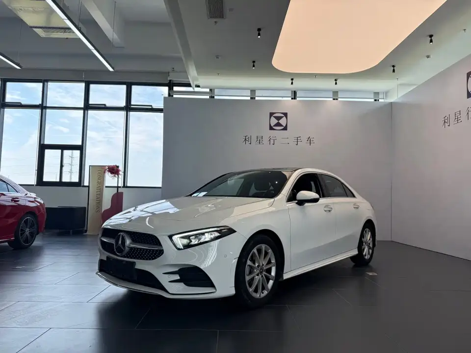 Mercedes-Benz A-Class A 200 L Sport Sedan Fashion Edition 2021