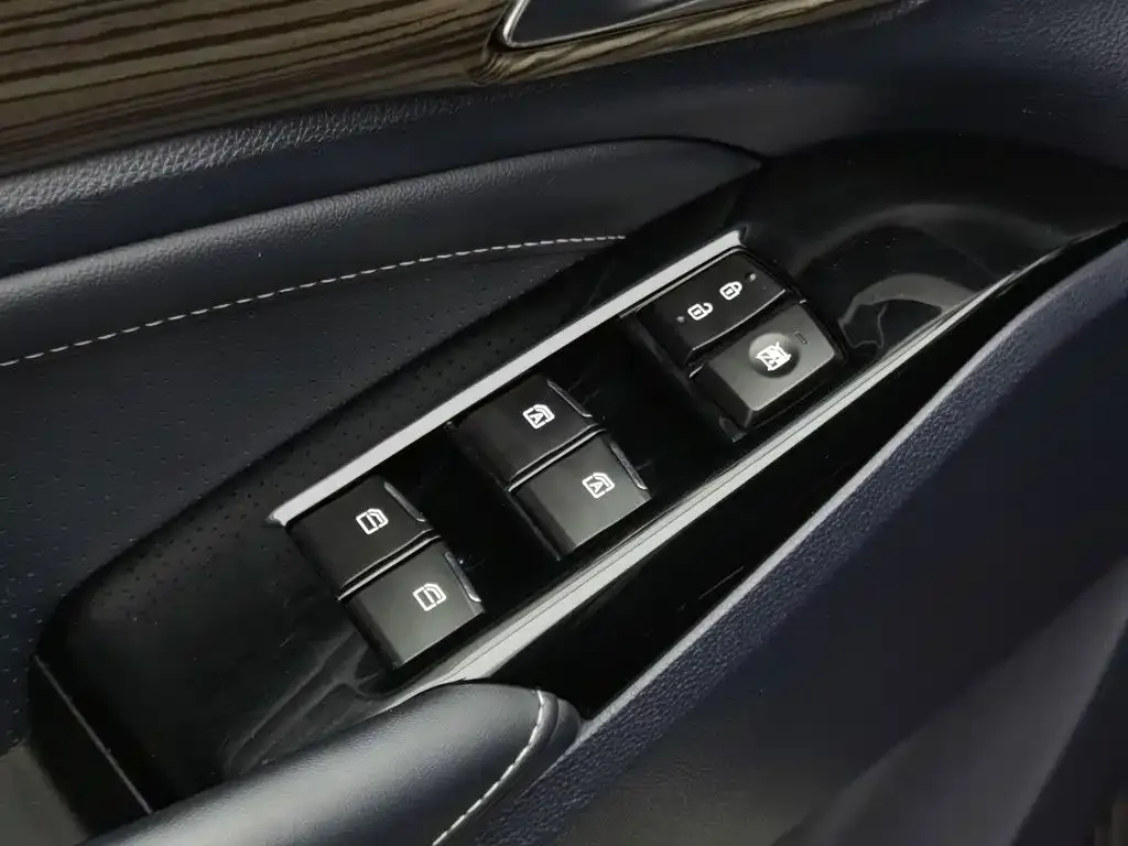 GAC Trumpchi M8 Leading Show Series 390T Ultimate Edition 2020 — фото 9
