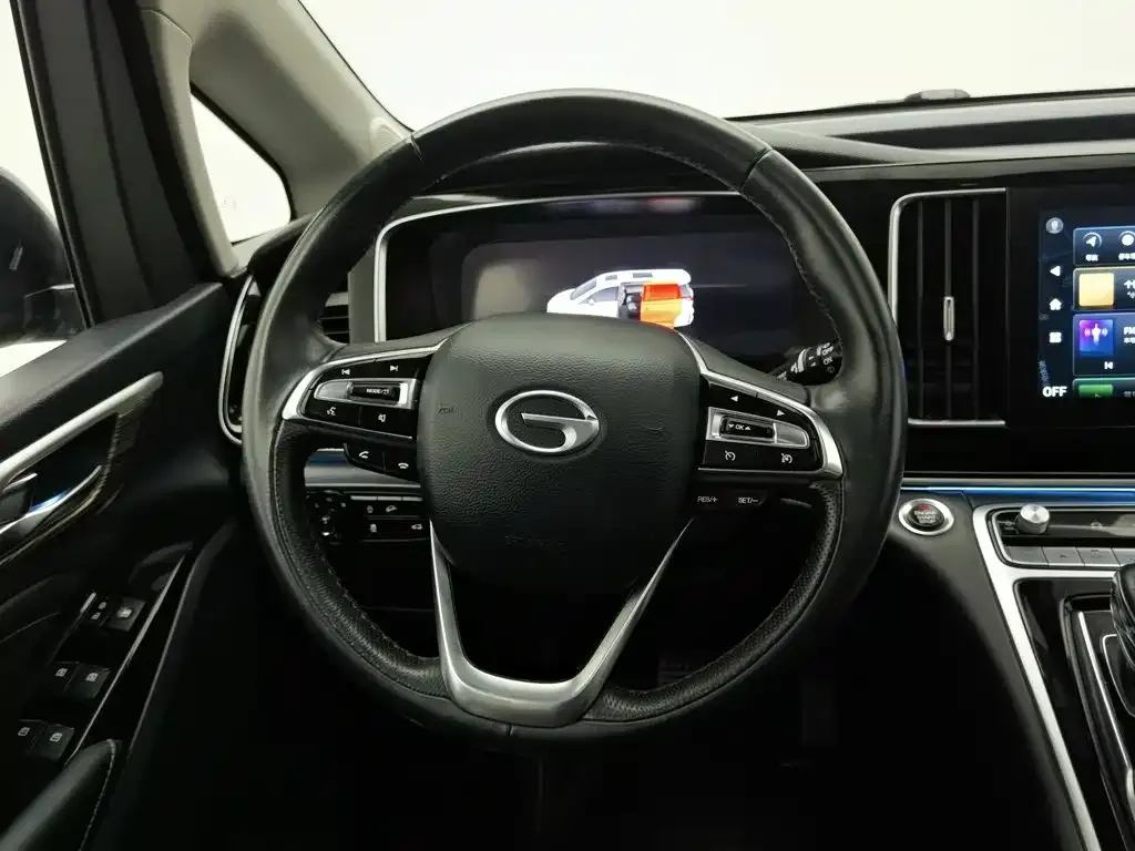 GAC Trumpchi M8 Leading Show Series 390T Ultimate Edition 2020 — фото 11