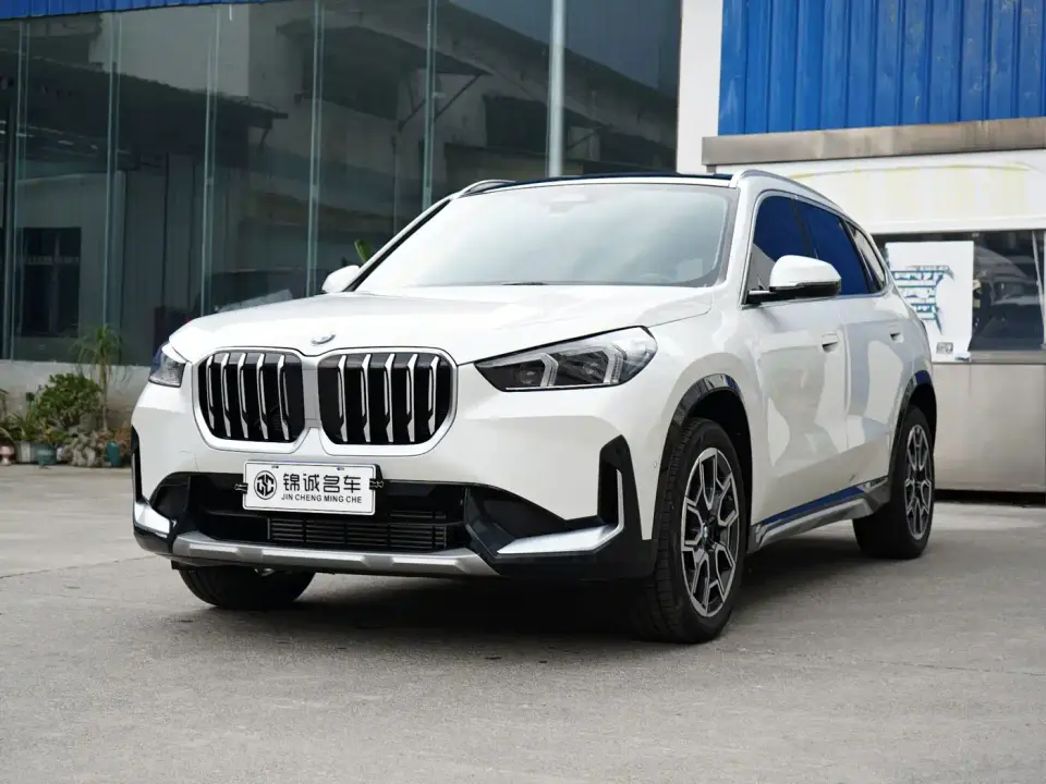 BMW X1 Model Year sDrive25Li X Design Package 2026