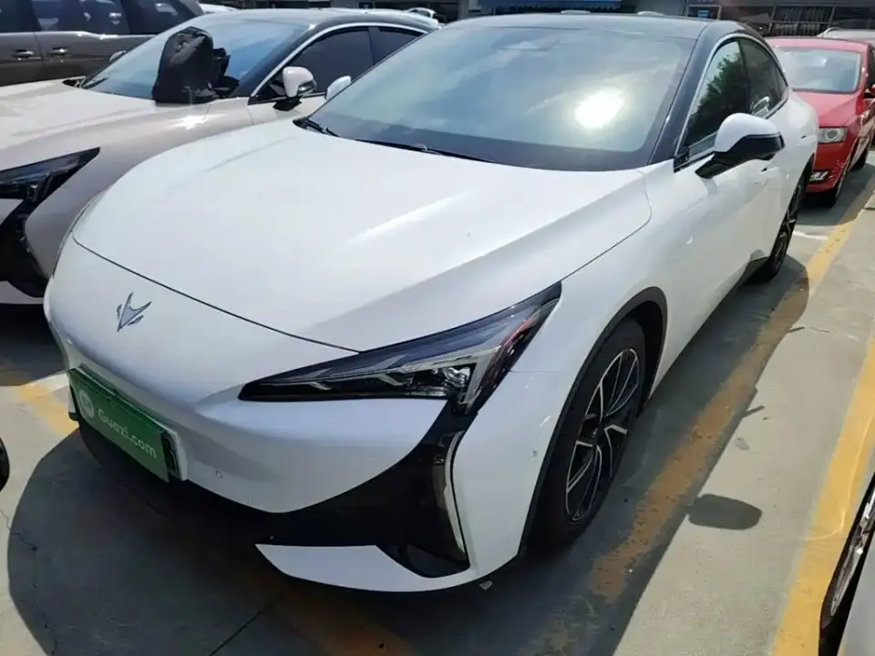 Arcfox Alpha S5 Model 560MAX 185kW 2026
