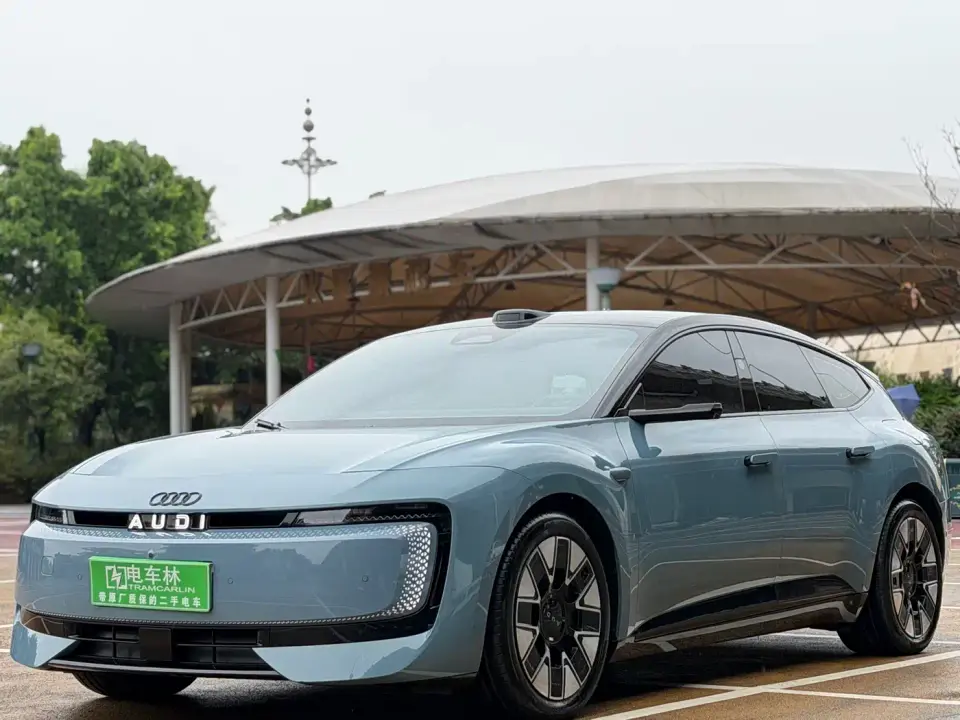 Audi E5 Sportback Model 220kw 2WD Version 2025