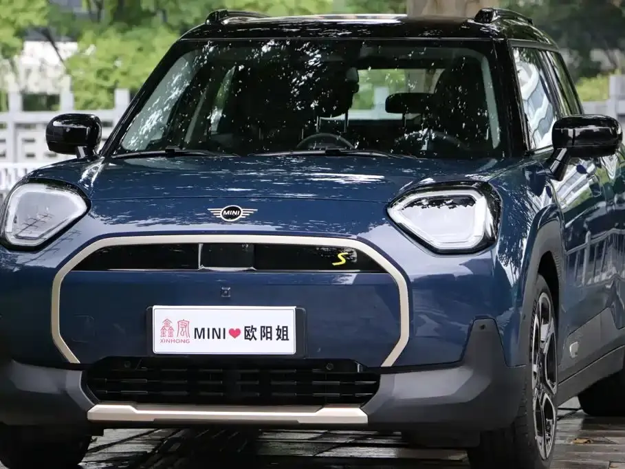 Mini Electric MINI ACEMAN Model SE Artist 2024