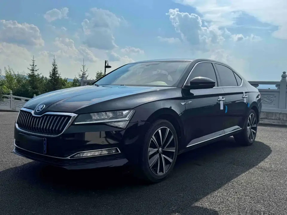 Skoda Superb TSI280 DSG Premium Edition 2022