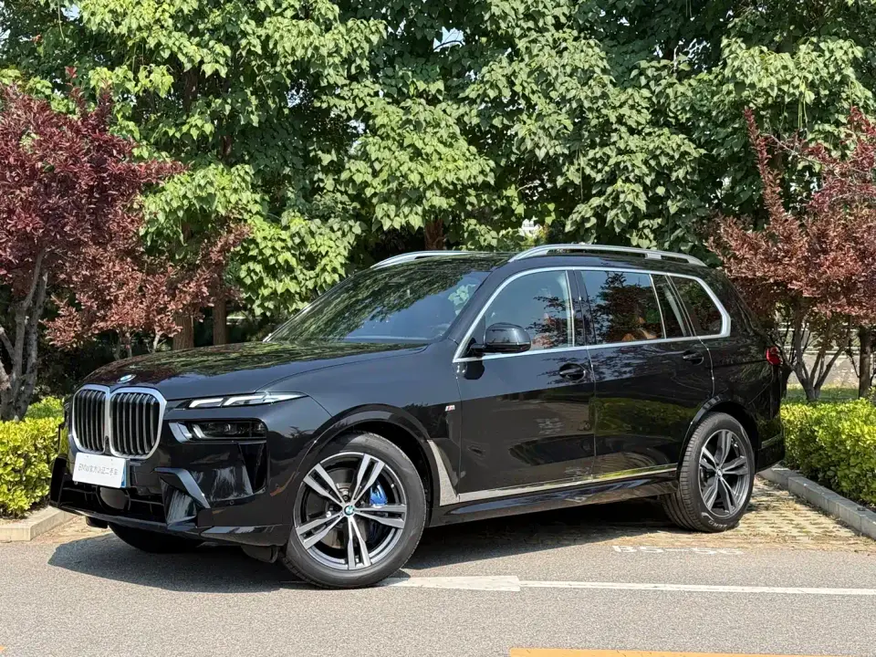 BMW X7 xDrive40i Exclusive M Sport Package 2026