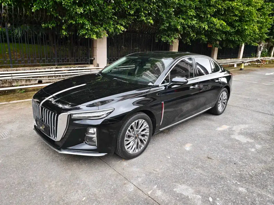 Hongqi H5 2.0T Auto Smart Connect Flag Comfort 2023