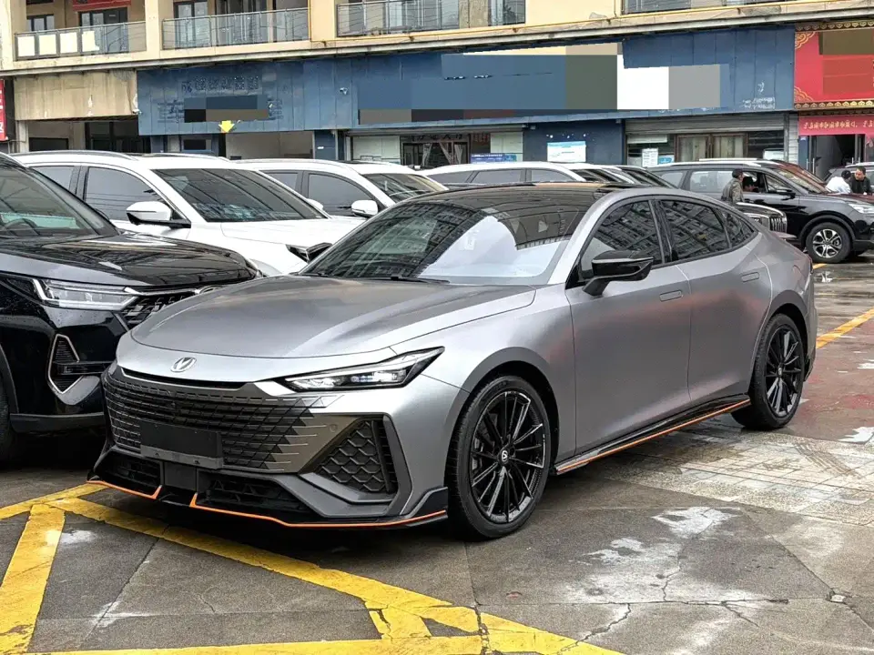 Changan UNI-V 2.0T Leading Speed Edition 2023