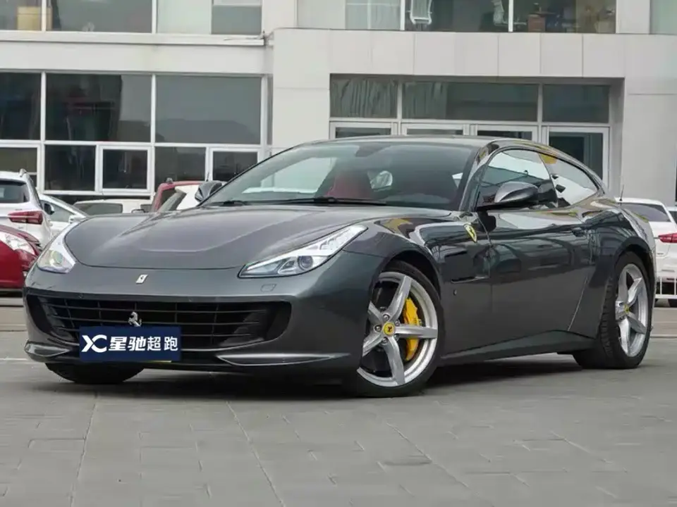 Ferrari GTC4Lusso 3.9T V8 2019