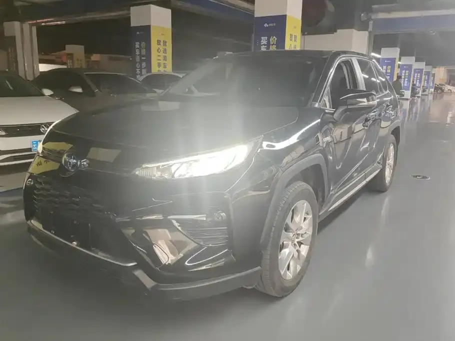 Toyota Wildlander Hybrid 2.5L E-CVT AWD Luxury Edition 2021