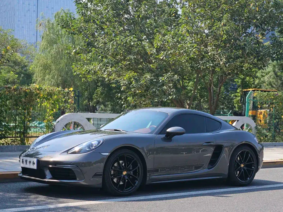 Porsche 718 Cayman Style Edition 2.0T 2025