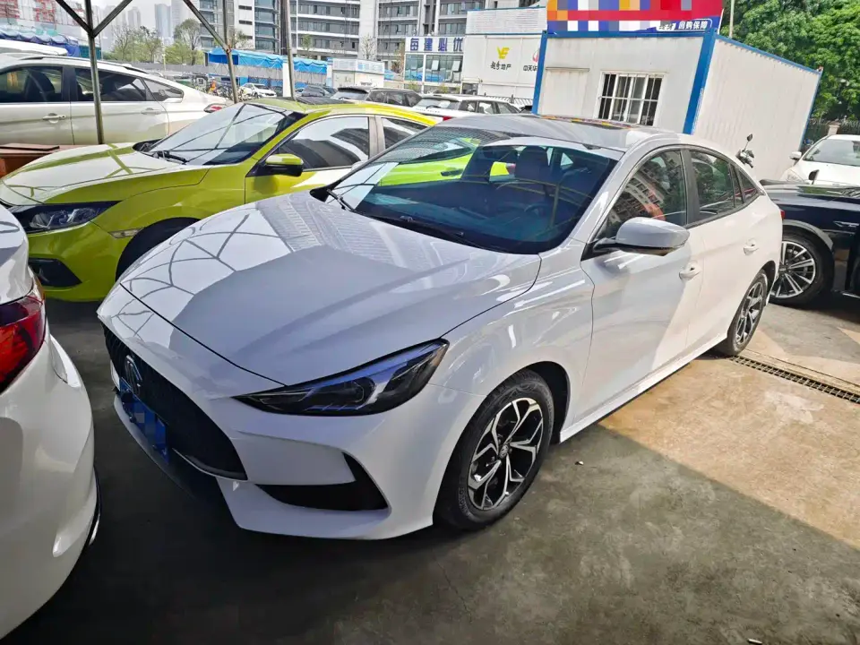 MG MG5 Model 180DVVT CVT Youth Luxury Edition 2021