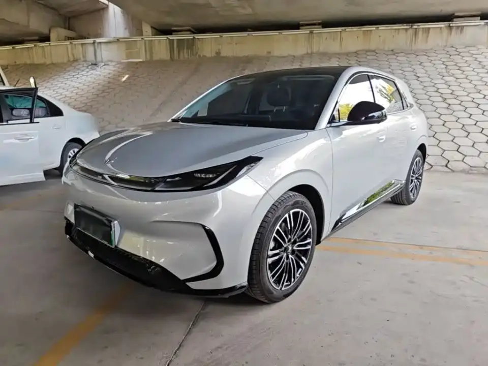 Arcfox T1 425 Mid-range Version 2025