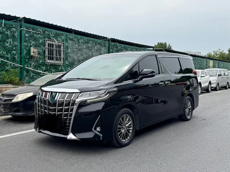 Toyota Alphard Hybrid 2.5L Premium Edition 2020