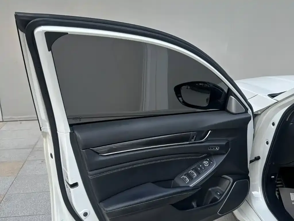 Honda Accord Sharp Hybrid 2.0L Phantom Night Sharp Intelligence 2022 — фото 12