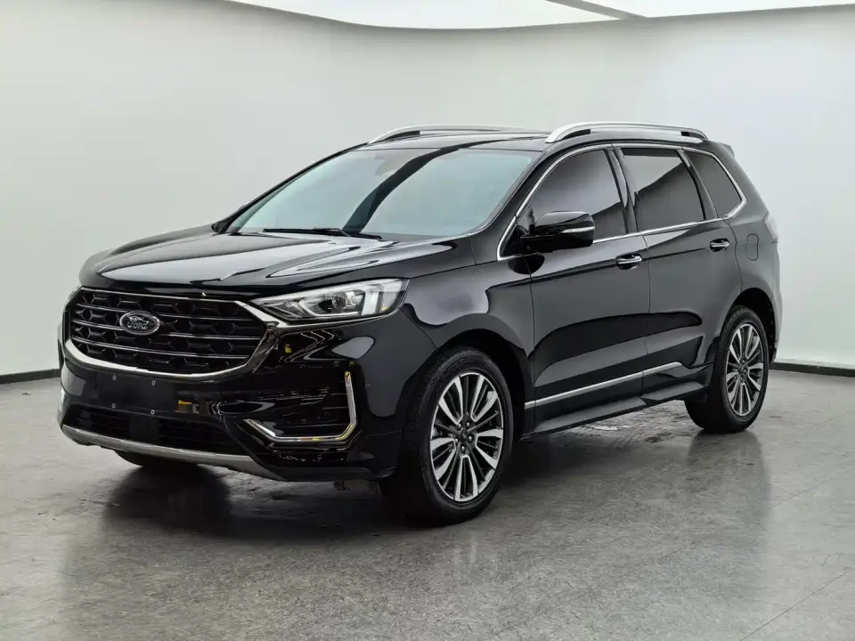 Ford Edge PLUS EcoBoost 245 FWD Luxury Sharp 7-seater 2021