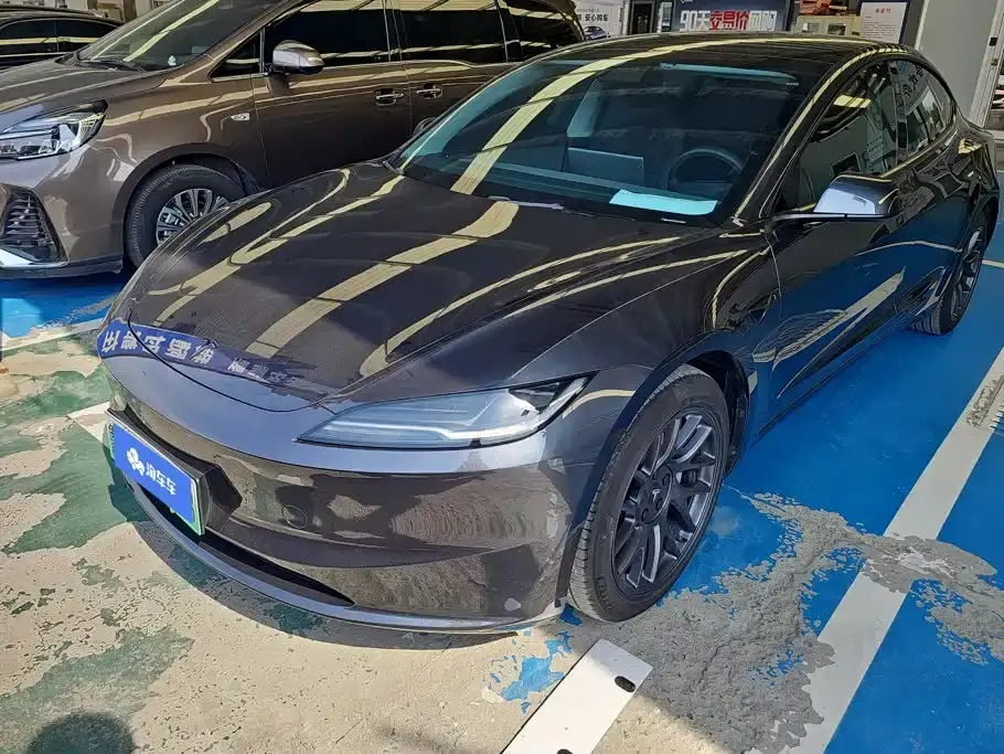 Tesla Model 3 Rear-Wheel Drive 2024
