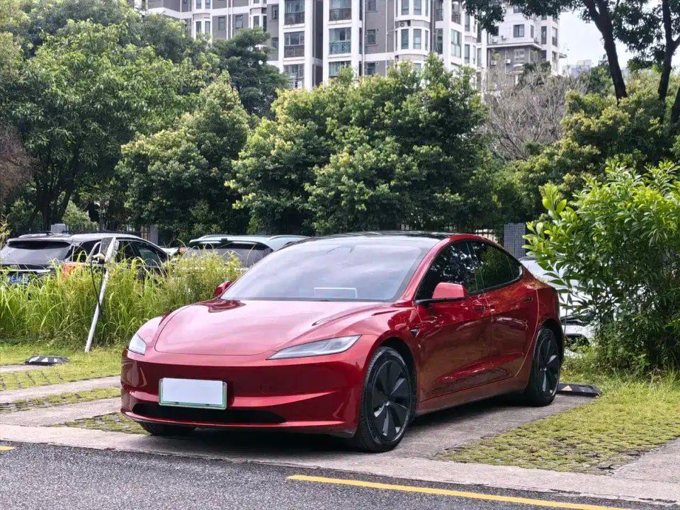 Tesla Model 3 Rear-Wheel Drive 2024