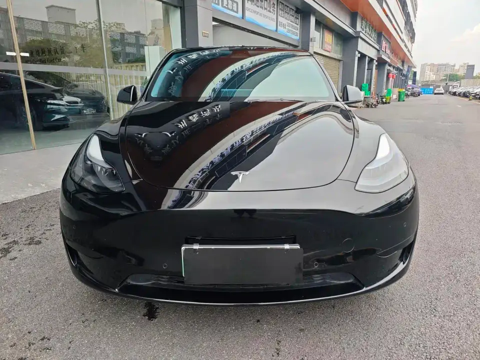 Tesla Model Y Facelift Rear-Wheel Drive Version 2023