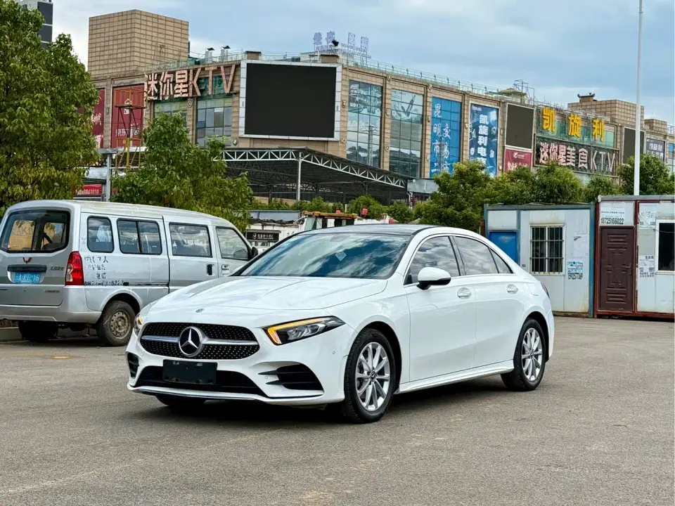 Mercedes-Benz A-Class A 200 L 2021