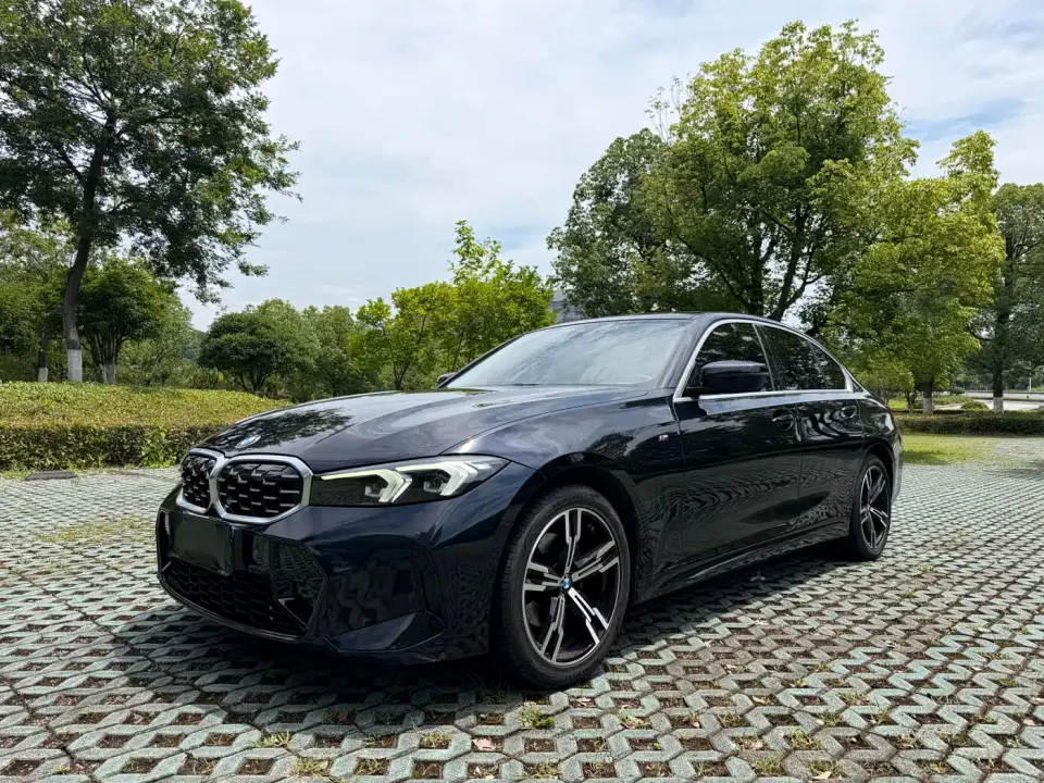 BMW 3 Series 325i M Sport Package 2023