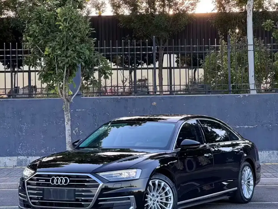 Audi A8 A8L 50 TFSI quattro Comfort 2021